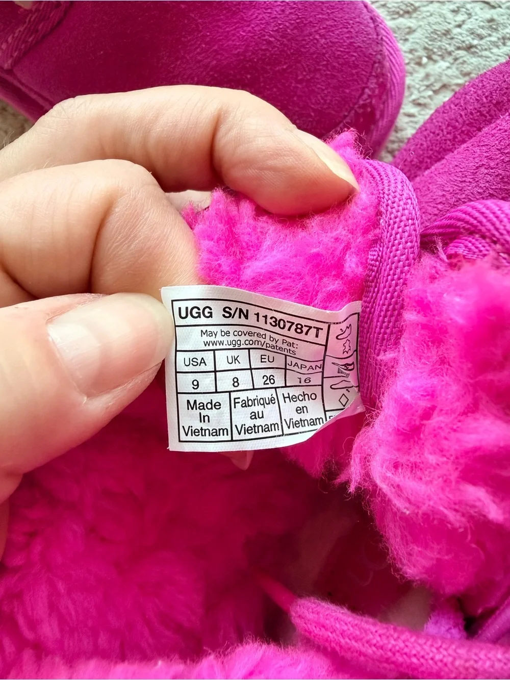 UGG Neumel Graphic Outline Toddler Boots Pink Sz 9